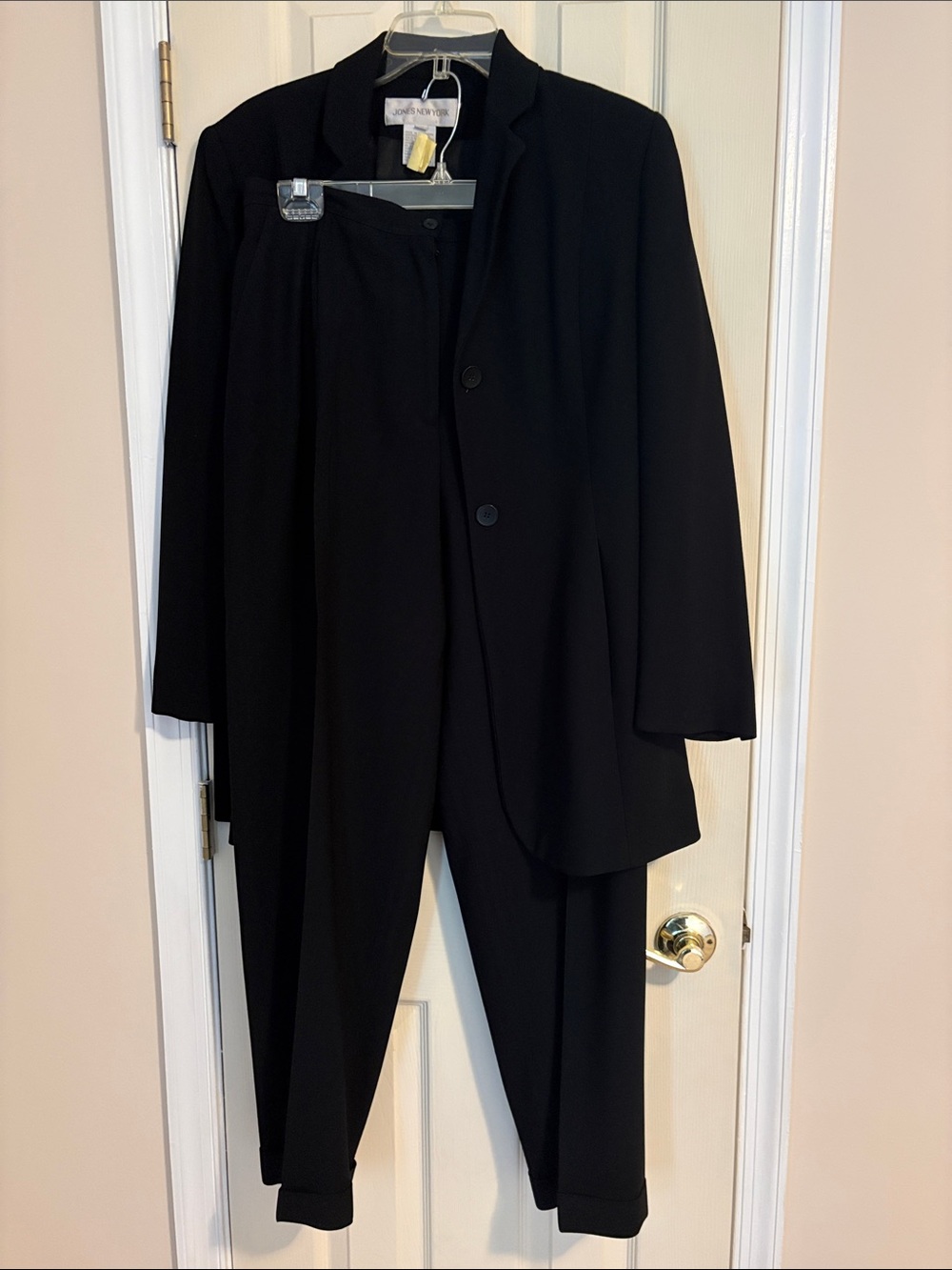 Jones New York Black Women's Blazer and Pants Suit